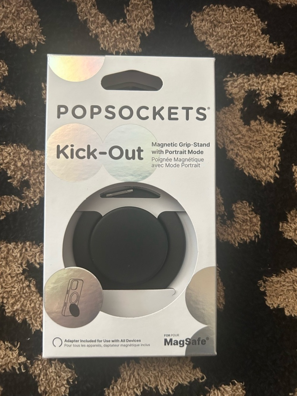 PopSocket MagSafe-Compatible Kick-Out Grip in Black and White
